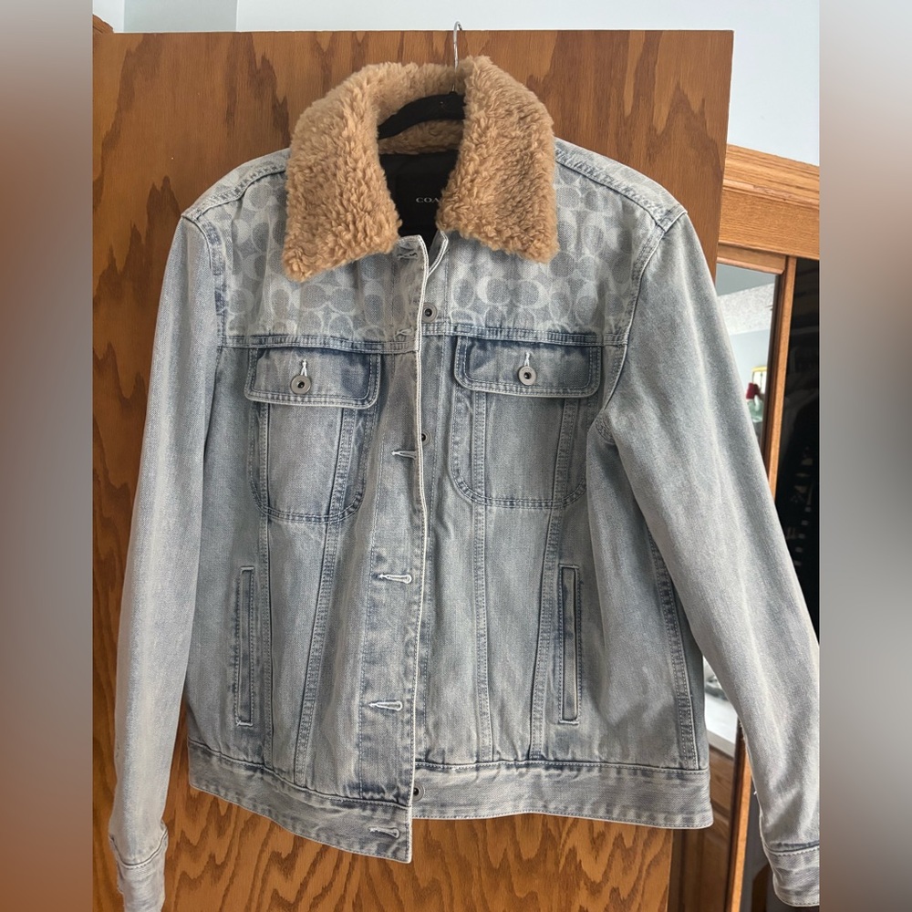 Coach Light Blue Denim Jacket with Tan Faux Fur Collar and Quilted lining